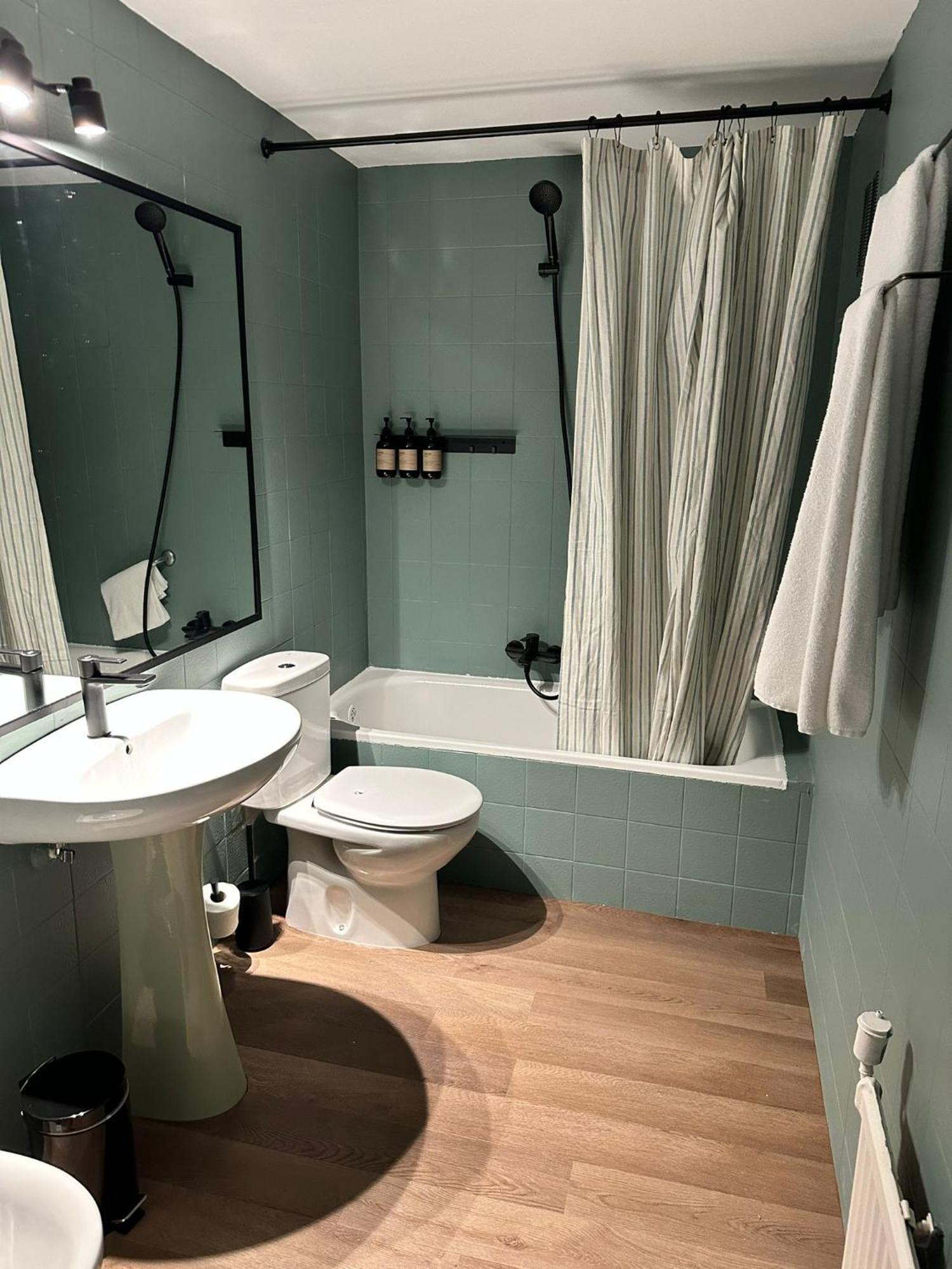 Aparthoteltribunal Madrid Dış mekan fotoğraf